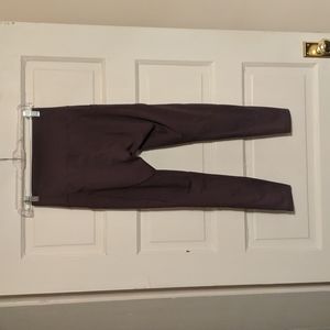 Everlane Perform Pocket Legging in Plum size small